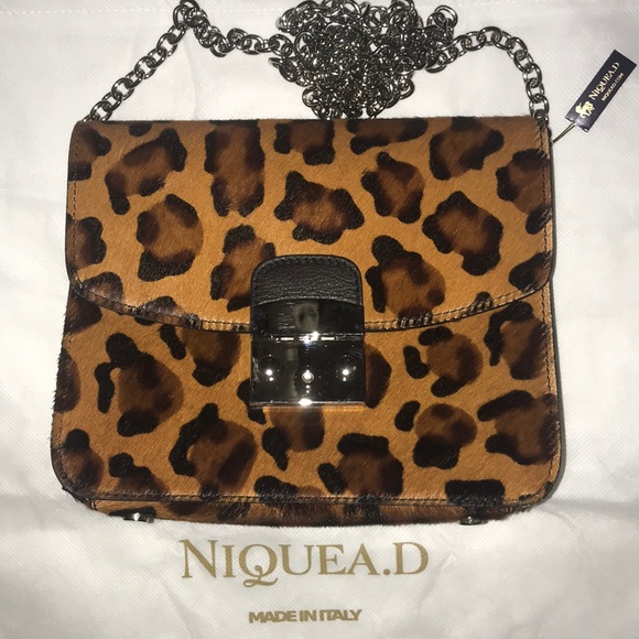 NIQUEA.D Leopard Crossbody Bag - Picture 5 of 6